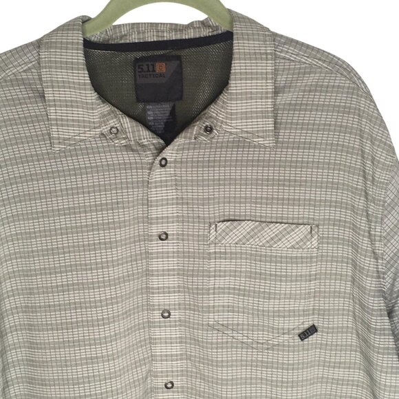 5.11 Tactical Shirt Mens Extra Large Gray Plaid Short Sleeve Button Up Outdoor - Picture 2 of 13